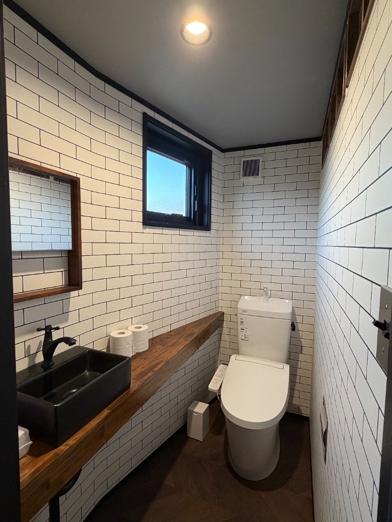 Toilet Room
